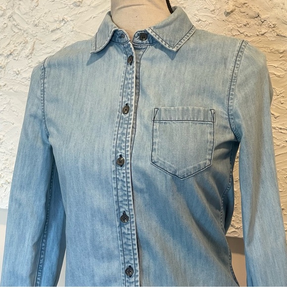 Adriano Goldschmied AG Button Up Denim Shirt Womens Light Wash Jacket Sz XS - Picture 3 of 7